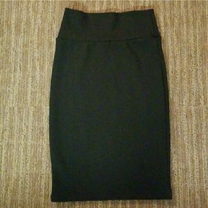 Black pencil skirt